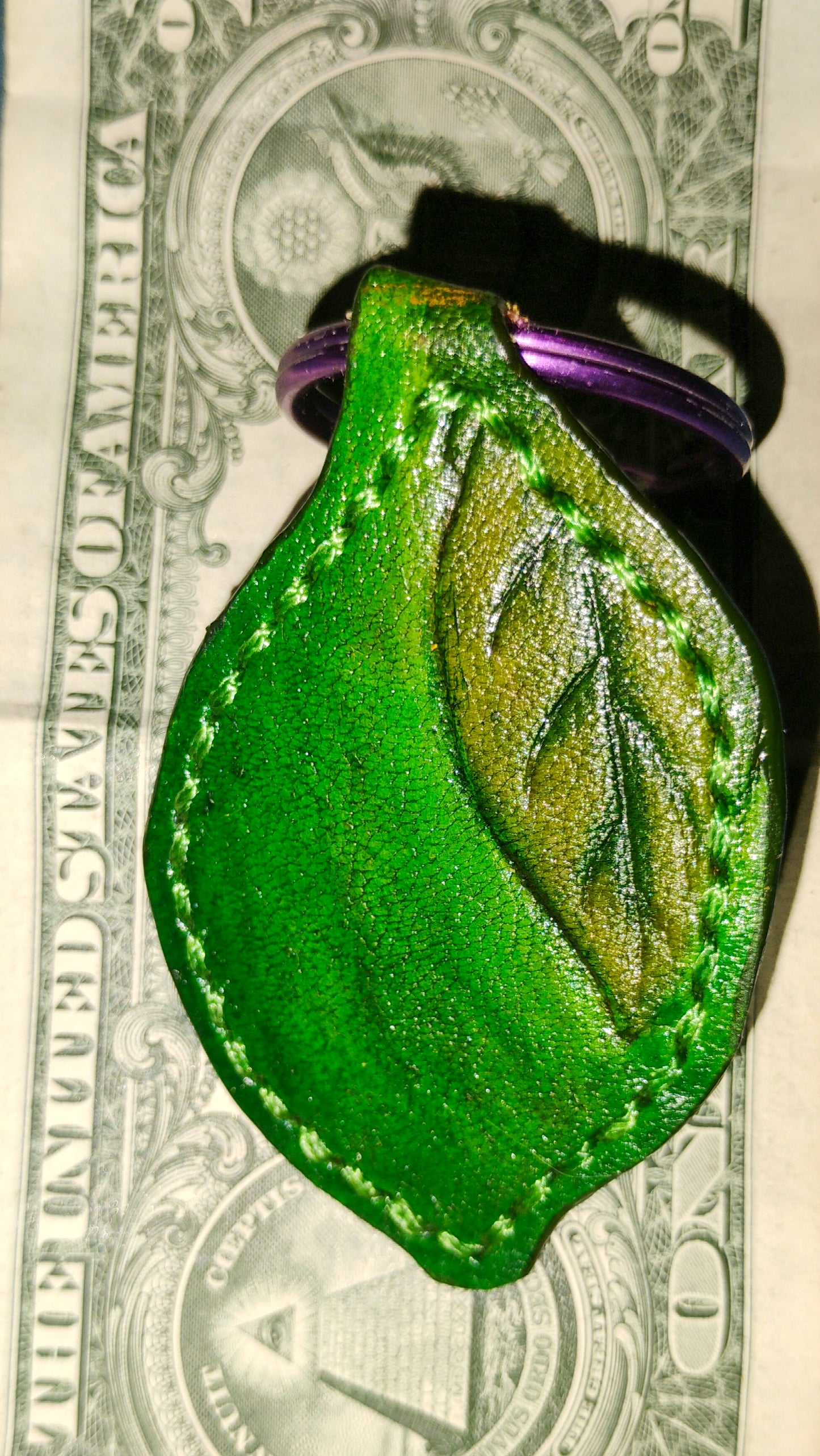 Keychain - Lucky green lime  / Llavero - Lima verde de la suerte