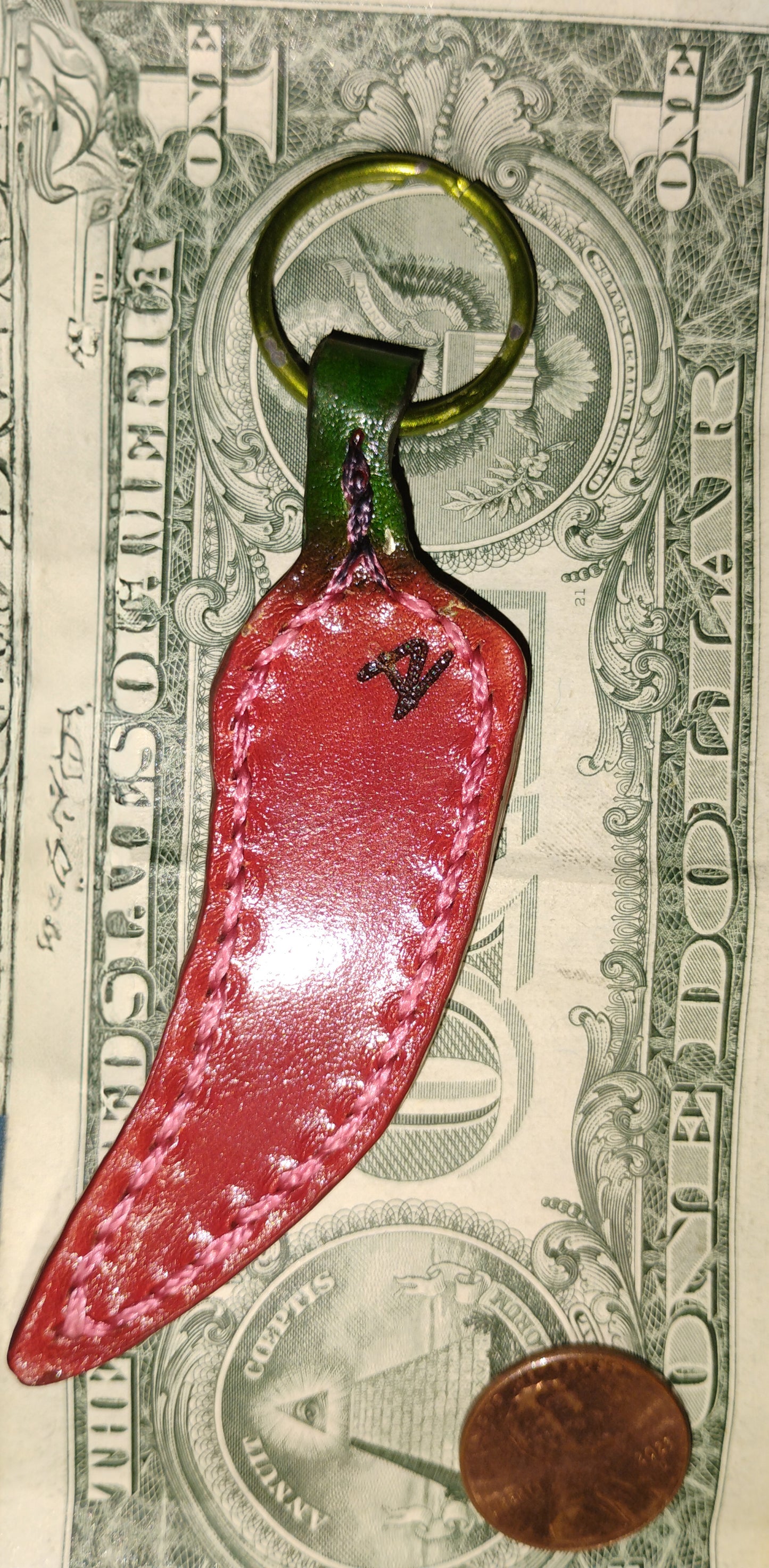 Keychain - Lucky red chilli peeper / Llavero - Chilito rojo de la suerte